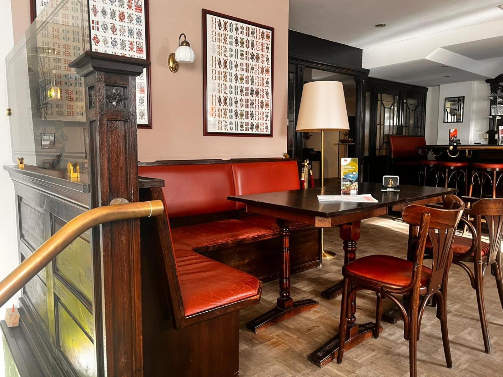 אלטנבורג Hotel Astor מראה חיצוני תמונה