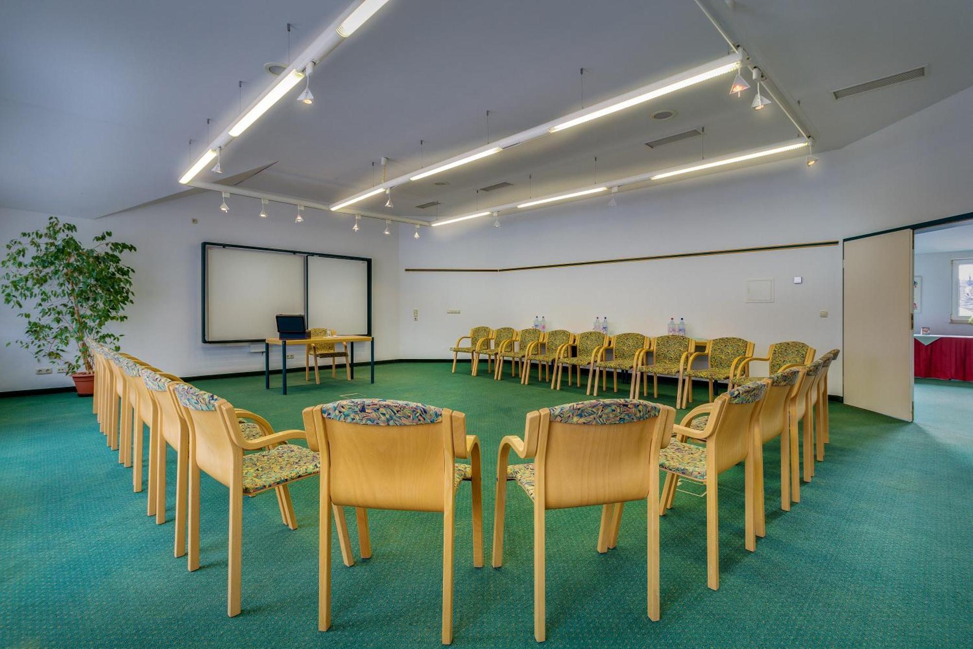אלטנבורג Hotel Astor מראה חיצוני תמונה